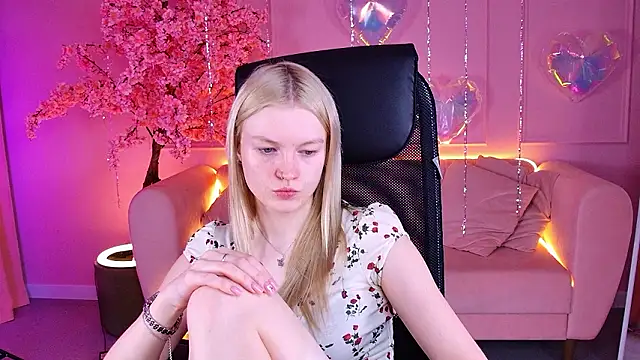 GraceGlamour online show from 02/27/26, 05:07