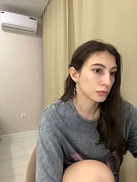 Snapshot of briannababy_ chatting on 01/11/25, 07:16 briannababy online show from 01/11/25, 07:16