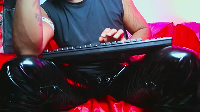 Leonnardo Jaramillo online show from 01/19/25, 12:06