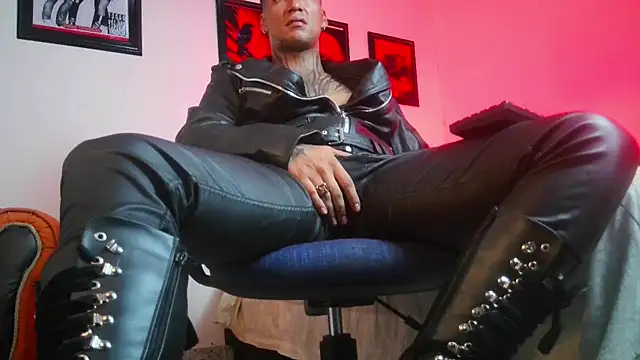 Leonnardo Jaramillo online show from 01/05/26, 05:27