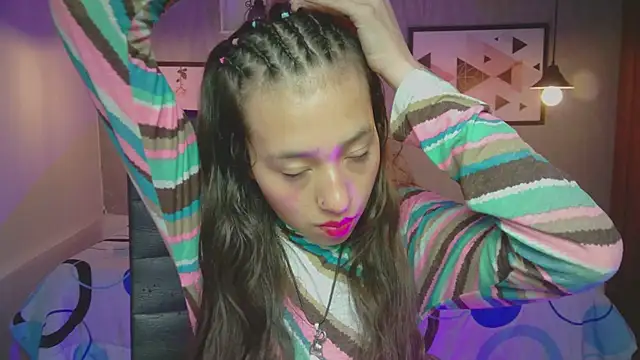 Valeria roussi online show from 12/06/24, 01:22