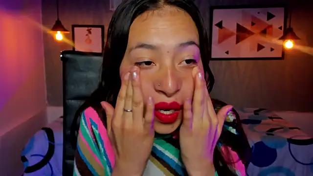 Valeria roussi online show from 12/11/24, 01:06