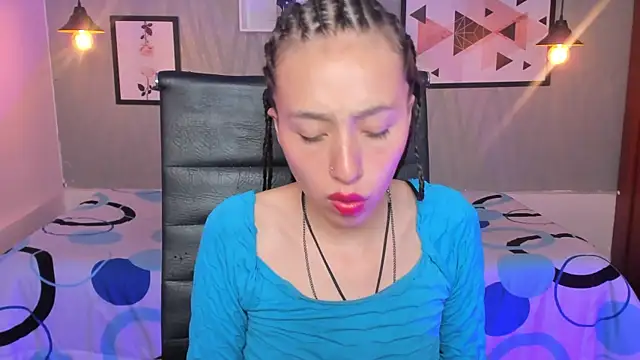 Valeria roussi online show from 12/14/24, 08:08