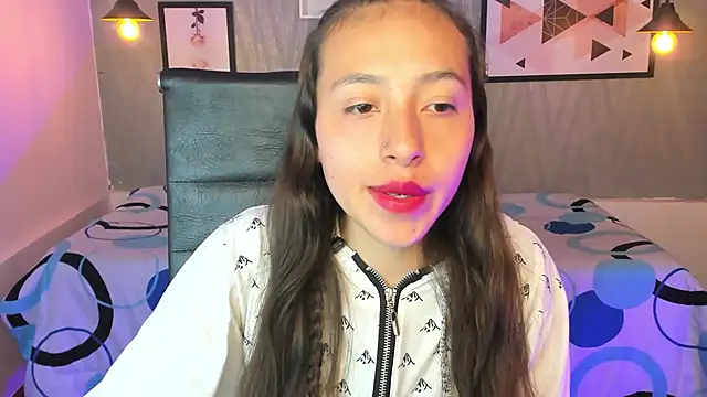 Valeria roussi online show from 12/19/24, 05:08