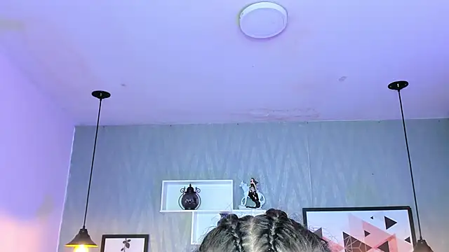 Valeria roussi online show from 12/20/24, 01:54