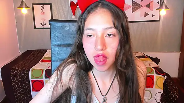 Valeria roussi online show from 12/23/24, 05:22