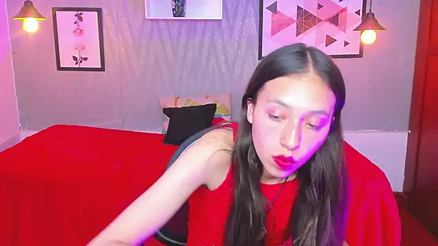 Valeria roussi online show from 01/21/25, 09:46