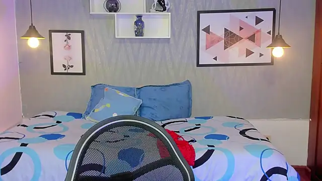 Valeria roussi online show from 02/15/25, 01:49