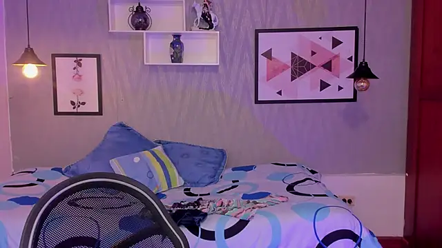 Valeria roussi online show from 02/18/25, 02:06