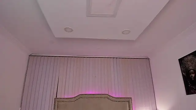 Snapshot of Valentina_Se chatting on 01/23/25, 03:37 Valentina Se online show from 01/23/25, 03:37