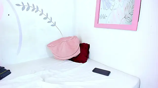 Snapshot of EVAN_XOX chatting on 12/25/24, 12:27 EVAN XOX online show from 12/25/24, 12:27