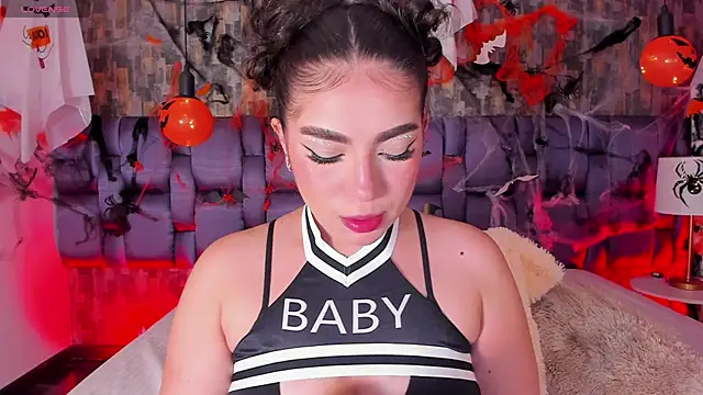 IsabellaAnngel online show from 10/29/25, 01:41