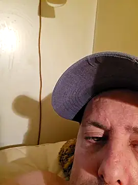 HeteroHotGuy1 online show from 01/20/25, 08:52