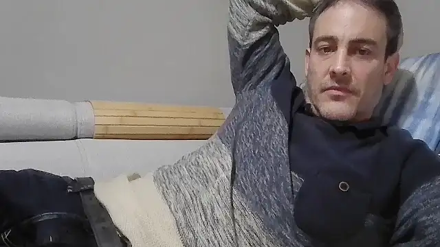 basquehotboy online show from 11/25/25, 11:05