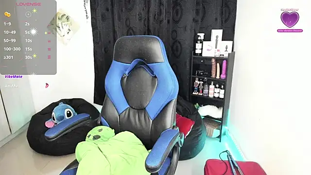 Snapshot of natasha777_v chatting on 03/04/25, 12:50 natasha777 v online show from 03/04/25, 12:50