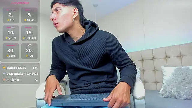 Damian23   online show from 02/25/25, 02:44