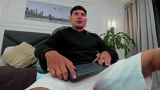 Damian23   online show from 11/22/25, 10:36