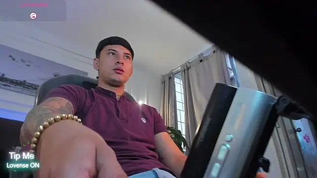 Damian23   online show from 02/05/26, 12:32