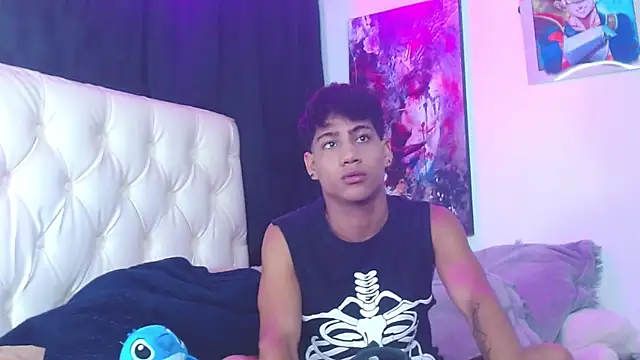 Sexys Boys Hot1 online show from 02/15/25, 03:09