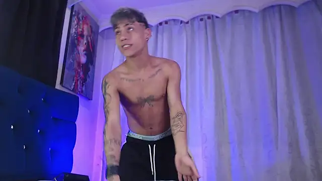 Sexys Boys Hot1 online show from 05/12/26, 01:47