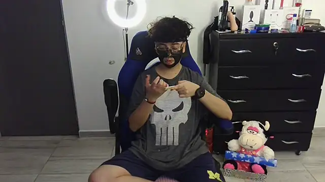 thomascooper7 online show from 03/11/25, 12:33