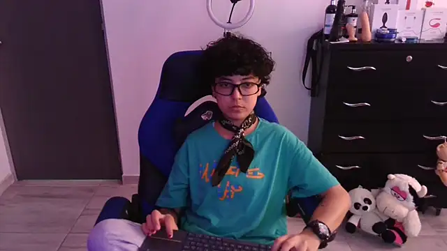 thomascooper7 online show from 02/06/26, 06:33