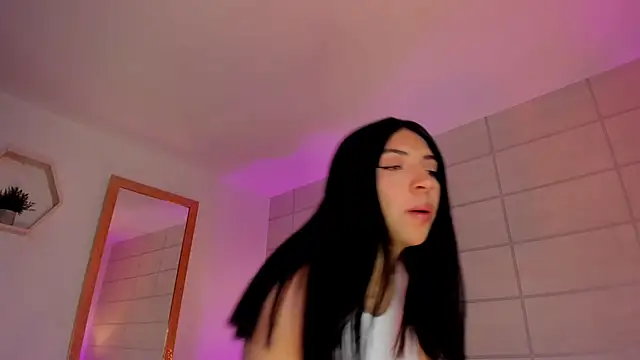 Christine Laam online show from 03/06/26, 12:01