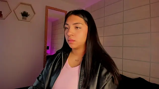 Christine Laam online show from 03/26/26, 12:00