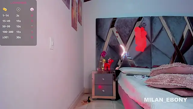 Milan ebony online show from 02/12/25, 11:41