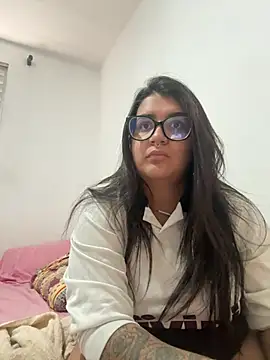 Snapshot of isa_ofc2024 chatting on 12/10/24, 01:55 isa ofc2024 online show from 12/10/24, 01:55