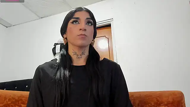 chloe evanx  online show from 12/30/24, 07:11