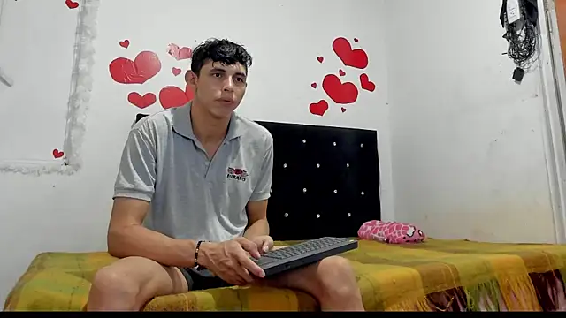 chloe evanx  online show from 03/11/25, 07:14