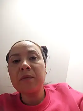 Snapshot of RenataSexy_ chatting on 01/08/25, 03:29 RenataSexy online show from 01/08/25, 03:29