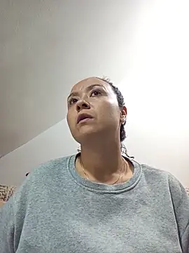 Snapshot of RenataSexy_ chatting on 03/04/25, 03:26 RenataSexy online show from 03/04/25, 03:26