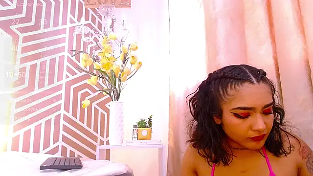 HelenaSwani online show from 01/27/25, 03:28
