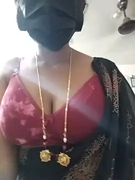 Snapshot of Jyotilakshmi chatting on 08/05/26, 04:26 Jyotilakshmi online show from 08/05/26, 04:26