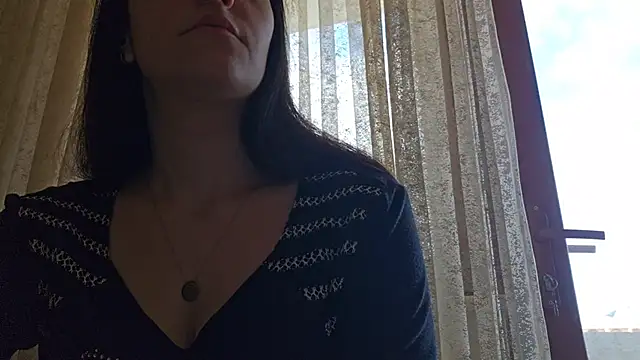 AlejandraDelaney online show from 12/13/24, 09:57