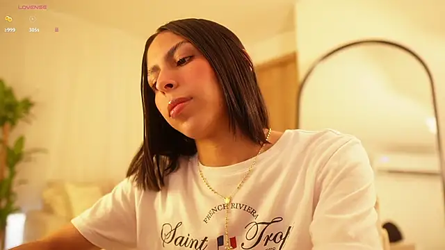 Snapshot of veronica_mendez1 chatting on 01/07/25, 11:48 veronica mendez1 online show from 01/07/25, 11:48