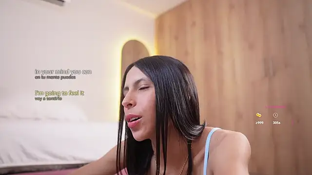 Snapshot of veronica_mendez1 chatting on 11/15/25, 02:02 veronica mendez1 online show from 11/15/25, 02:02