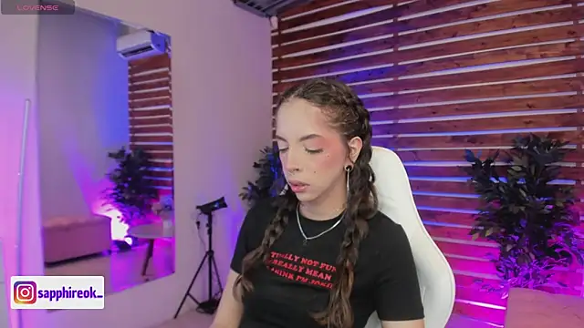 Sapphire Venuss online show from 02/21/26, 12:55