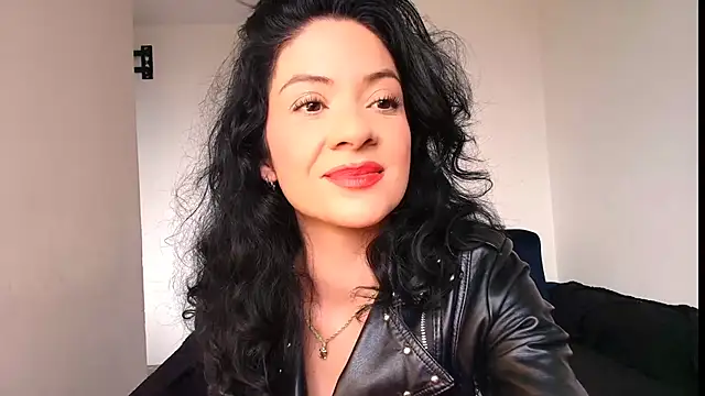 miabeautyxx online show from 03/11/26, 02:12