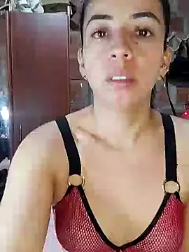 Snapshot of anngela01 chatting on 12/26/24, 05:47 anngela01 online show from 12/26/24, 05:47