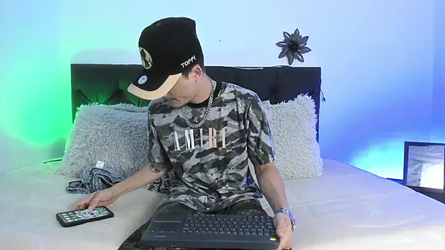 PhilipRich online show from 03/18/25, 07:10