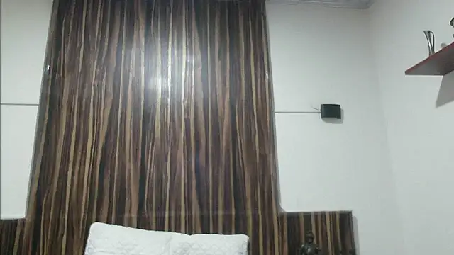 Snapshot of issa_soto_ chatting on 02/04/25, 01:38 issa soto online show from 02/04/25, 01:38