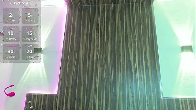 Snapshot of issa_soto_ chatting on 02/11/25, 01:41 issa soto online show from 02/11/25, 01:41