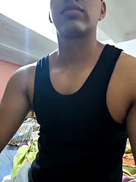 Rodrigocxzz21 online show from 01/15/26, 05:49