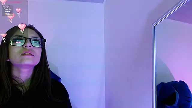 Aurora blossom   online show from 01/31/25, 01:12