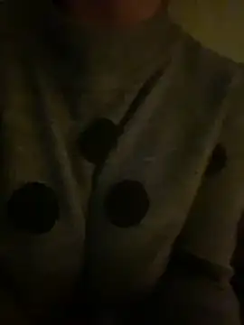 Snapshot of 69Laura696 chatting on 12/01/24, 08:53 69Laura696 online show from 12/01/24, 08:53