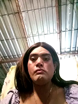 yovana13 online show from 04/24/26, 07:22