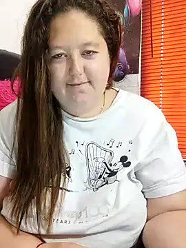 Snapshot of Chloee_ep chatting on 01/27/25, 05:48 Chloee ep online show from 01/27/25, 05:48